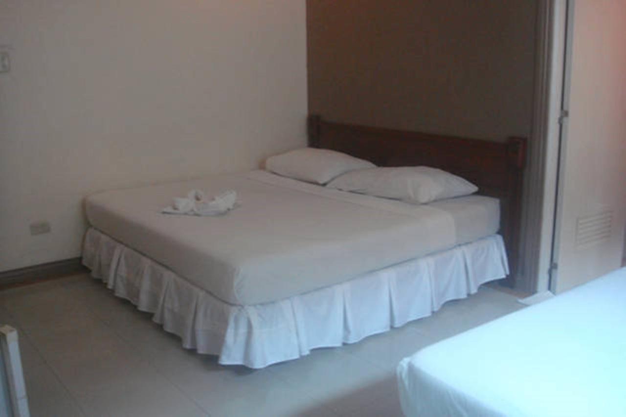 Balibago Villa Hotel Angeles Exteriör bild