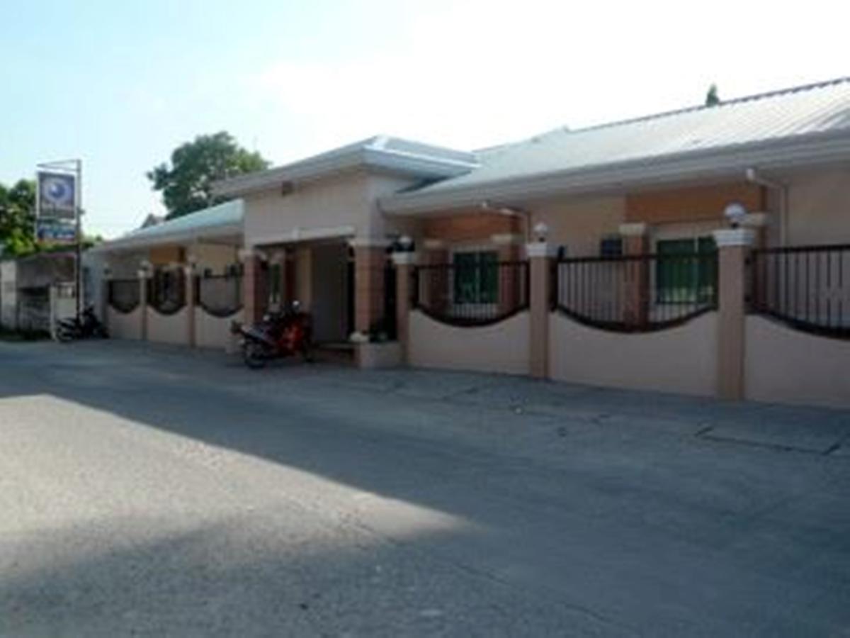 Balibago Villa Hotel Angeles Exteriör bild